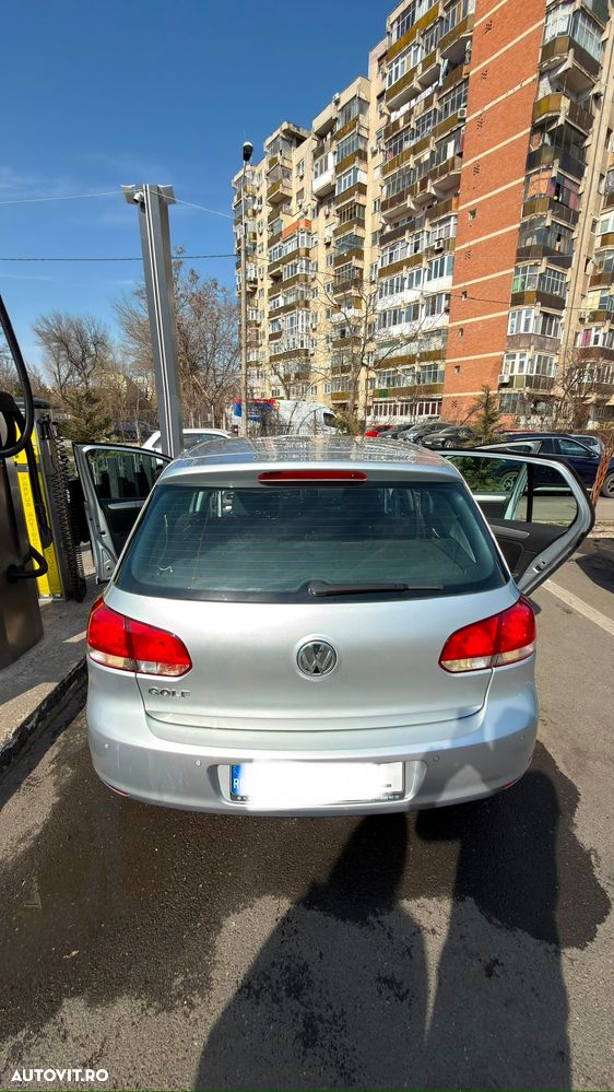 Volkswagen Golf 2009 photo 2