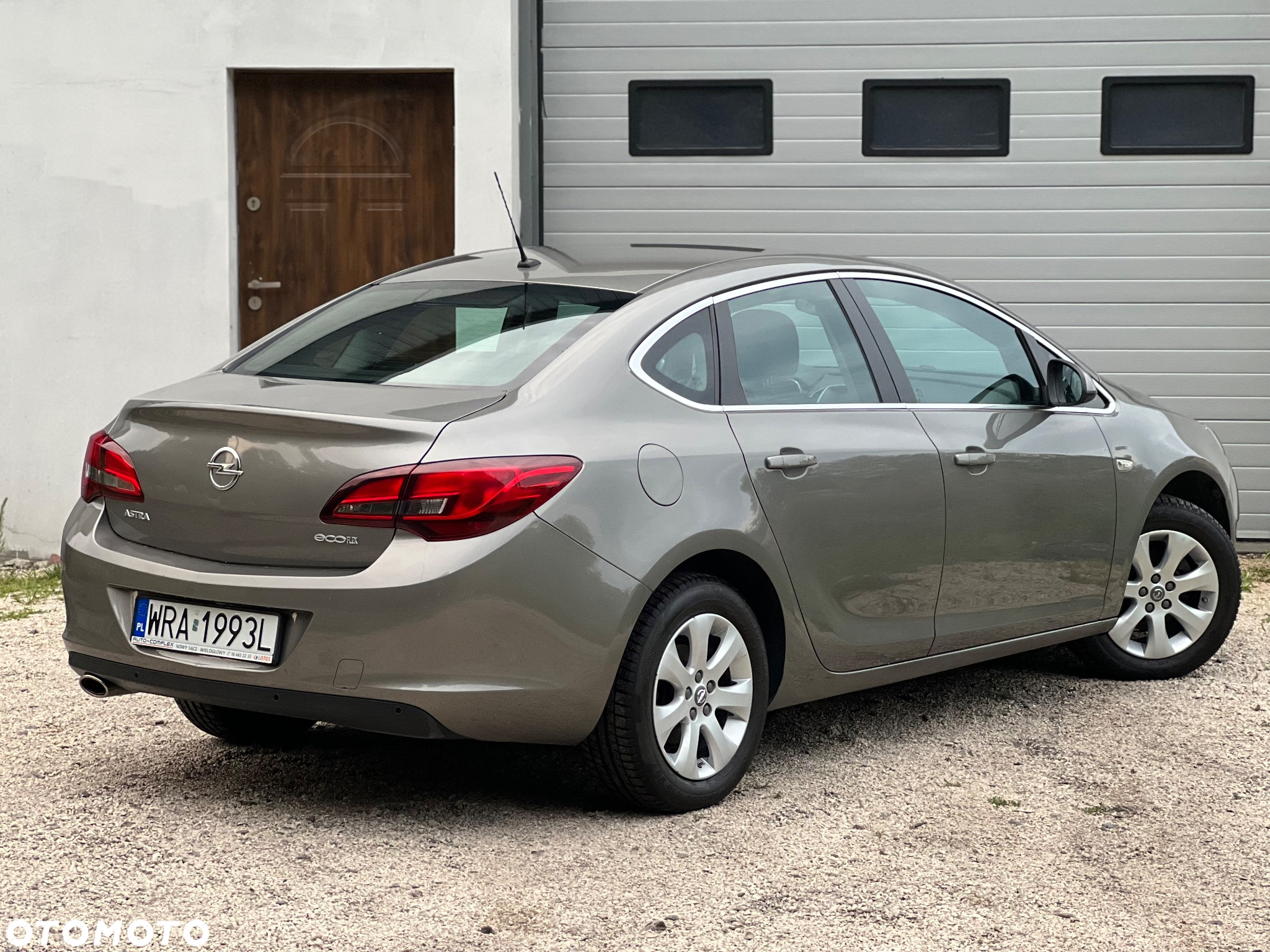 Opel Astra IV 1.4 T Business S&S - 9