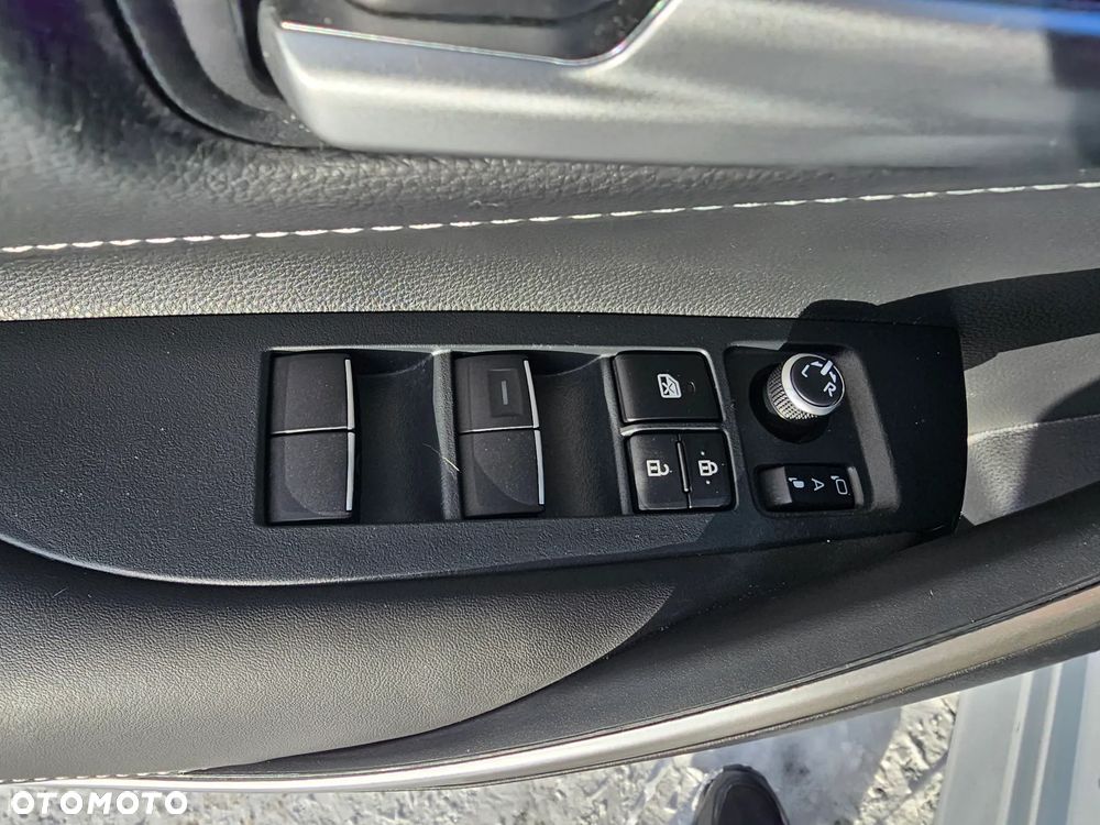 Toyota Corolla 2.0 Hybrid Style - 13