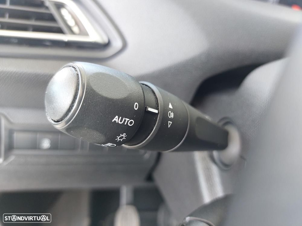 Peugeot 308 1.5 BlueHDi Business Line - 19