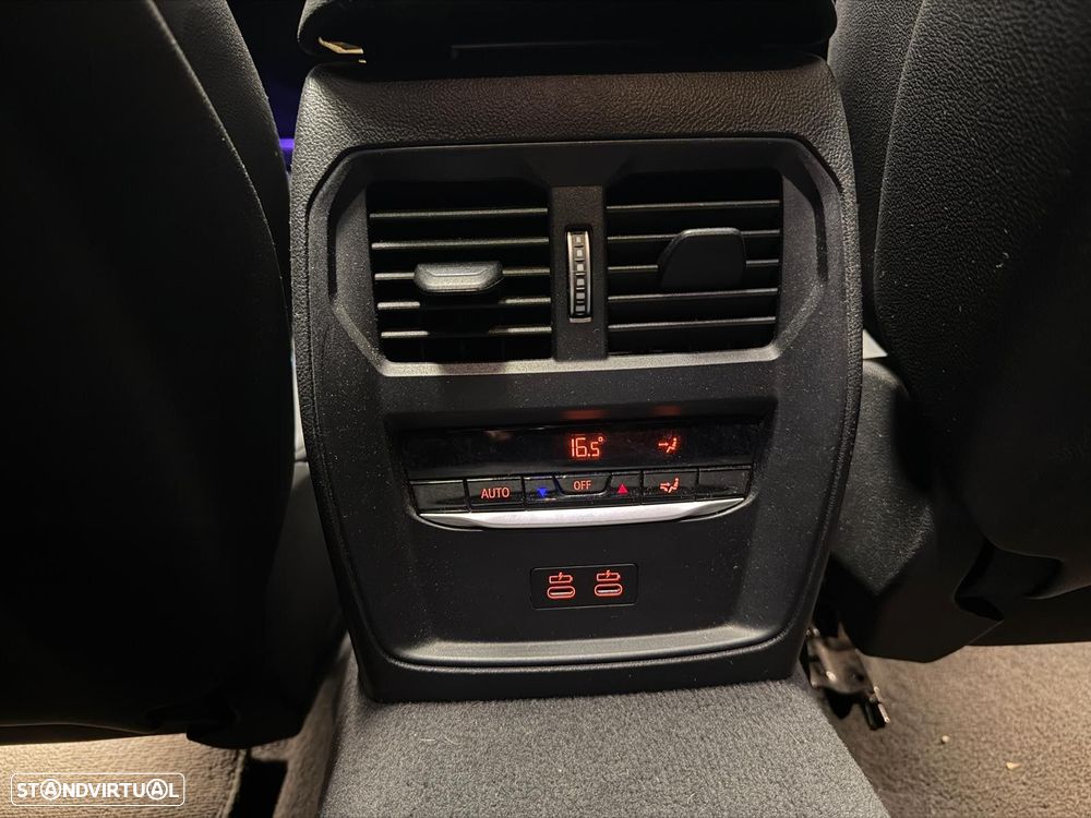 BMW 420 Gran Coupé d Pack Desportivo M Auto - 29