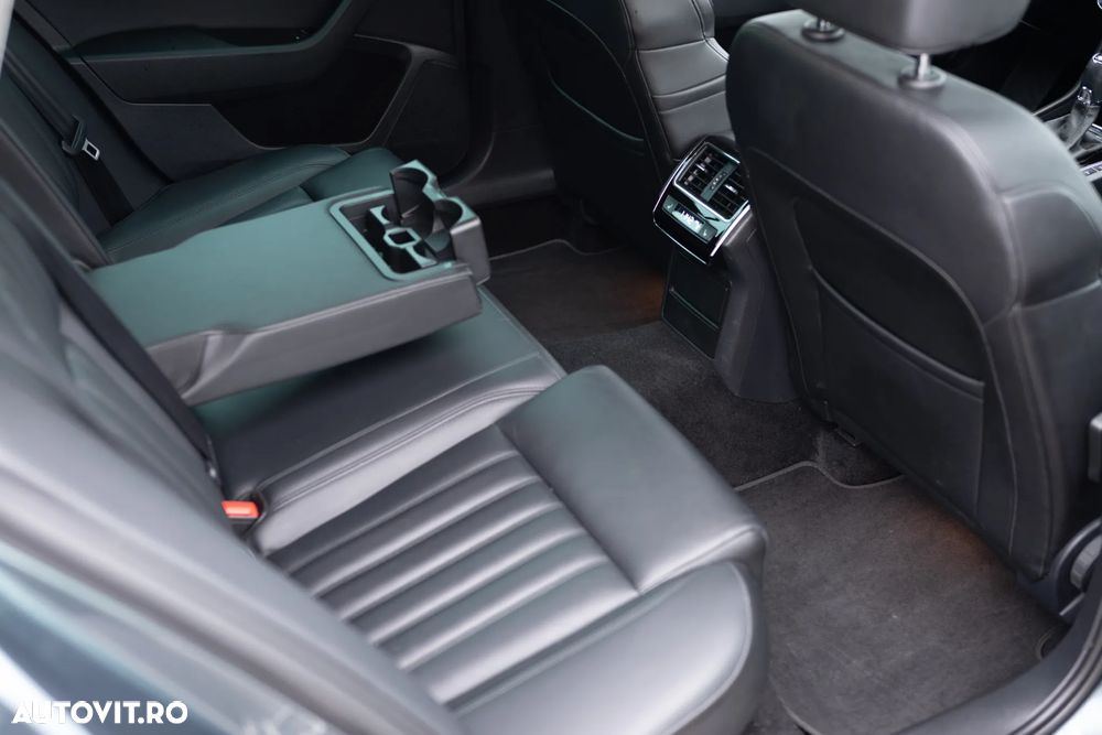 Skoda Superb Combi 1.6 TDI DSG Style - 16