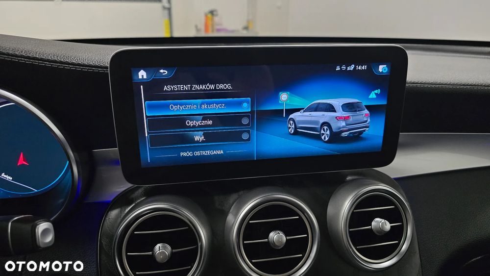 Mercedes-Benz GLC 300 de 4Matic 9G-TRONIC AMG Line Plus - 31