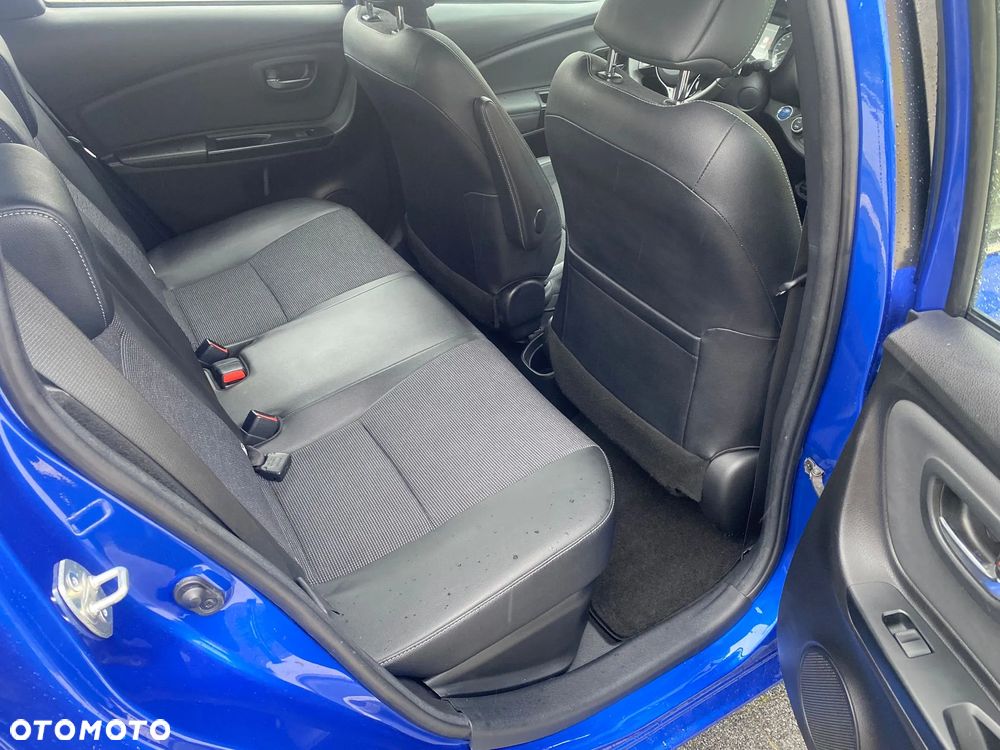 Toyota Yaris - 11