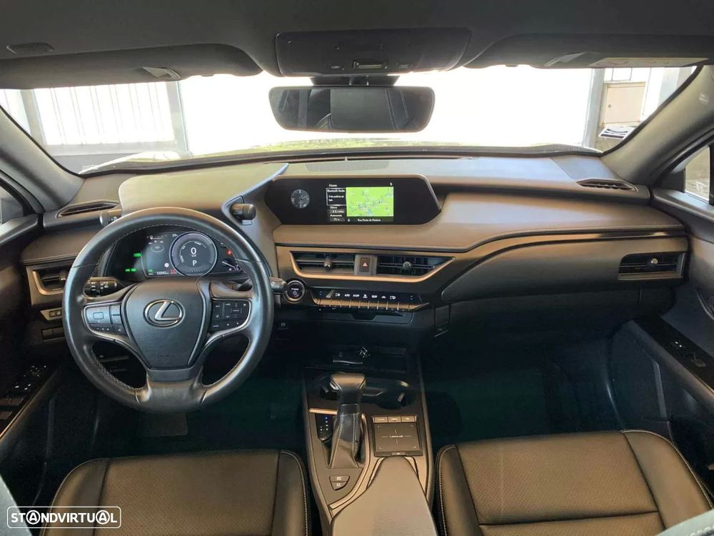 Lexus UX 250h Executive+ - 17