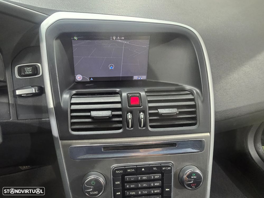 Volvo XC 60 2.0 D3 Drive Momentum Start/Stop - 15