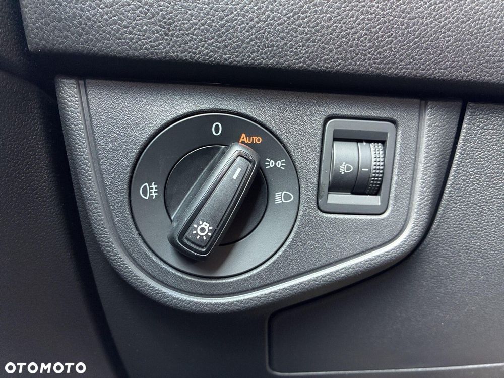 Volkswagen Polo - 23