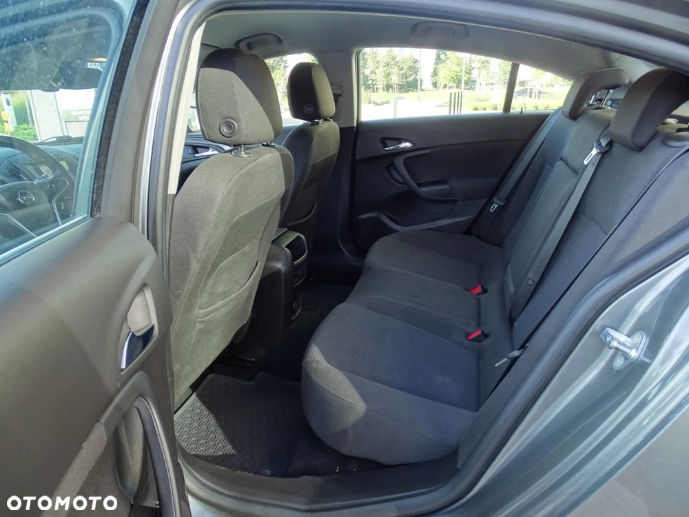 Opel Insignia 1.6 CDTI Cosmo ecoFLEX S&S - 11