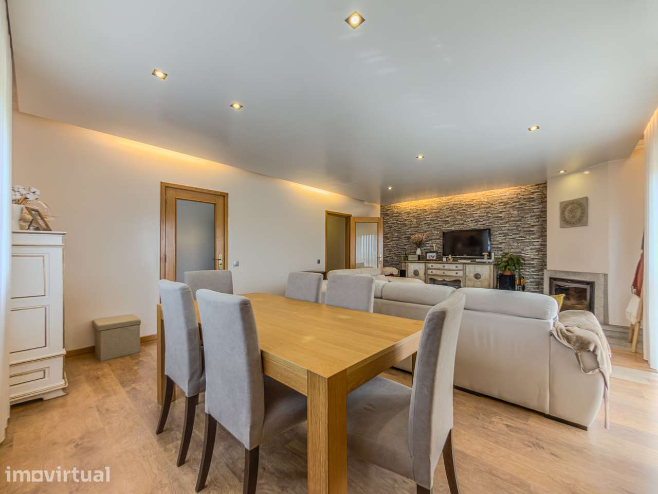 289.800€  - T4 com garagem – São João da Madeira - Grande imagem: 3/32