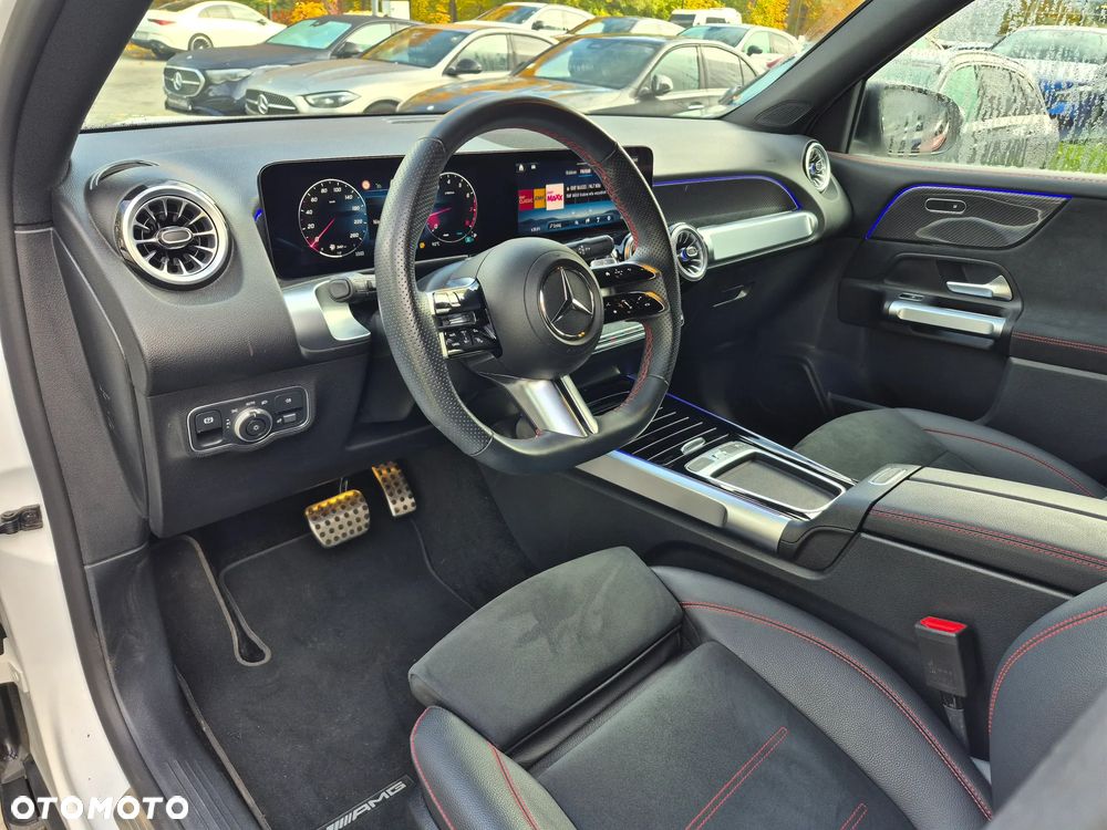 Mercedes-Benz GLB 200 AMG Line 7G-DCT - 14