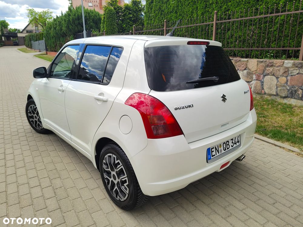 Suzuki Swift 1.3 Comfort dance - 5