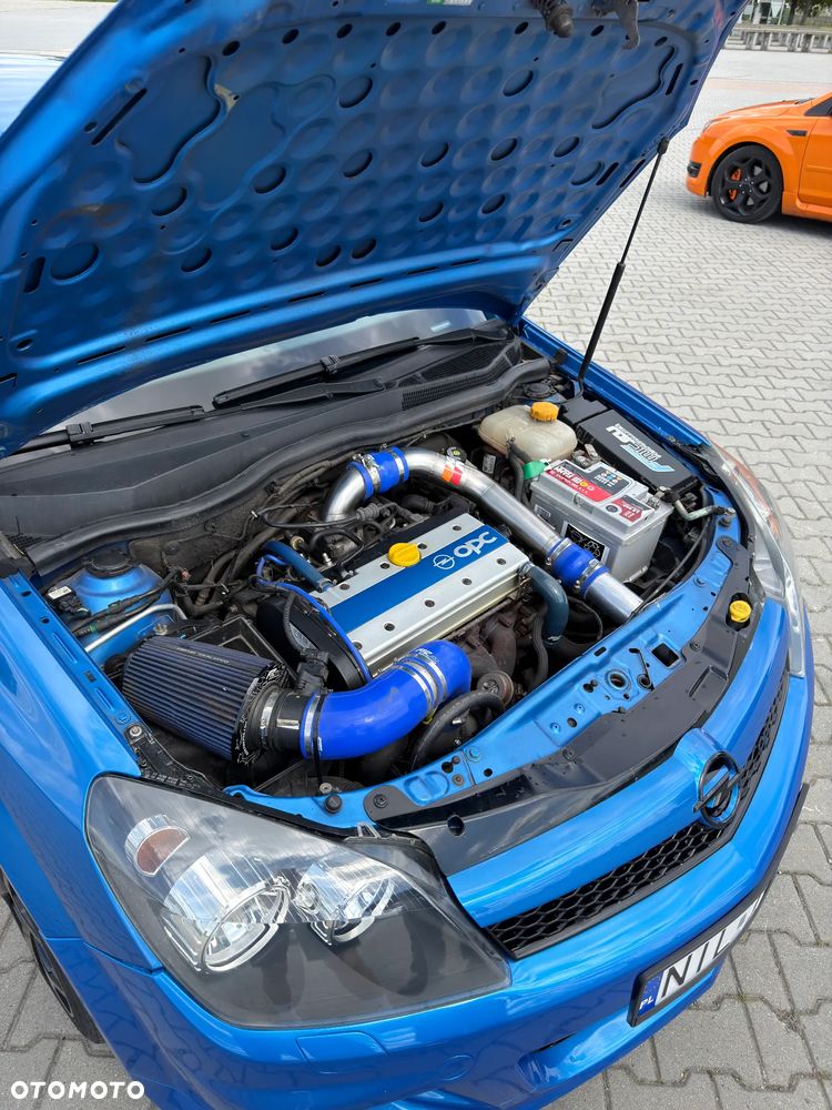 Opel Astra 2.0 T OPC - 19