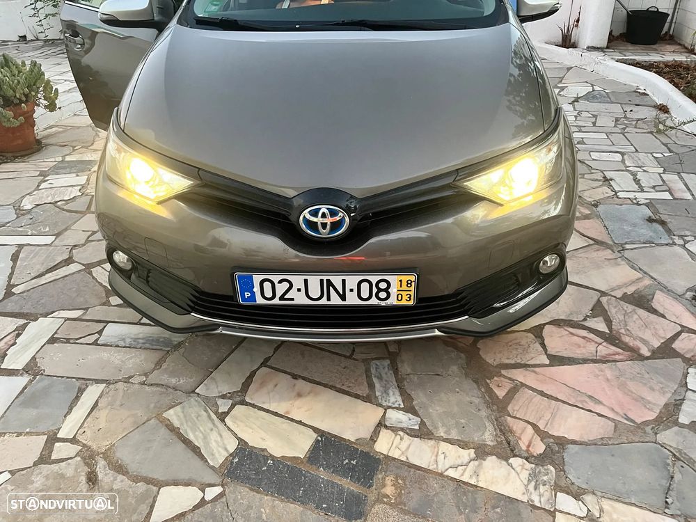 Toyota Auris Touring Sports 1.8 HSD Freestyle - 15