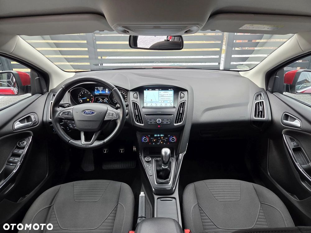 Ford Focus - 26