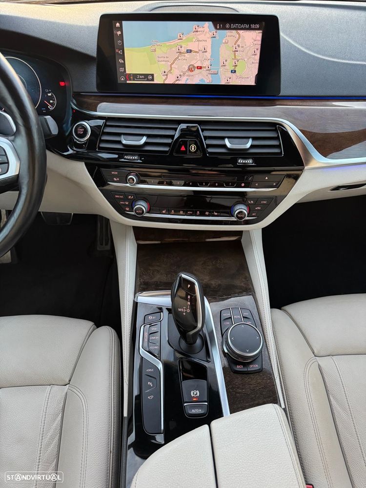 BMW 530 e iPerformance Pack M - 17