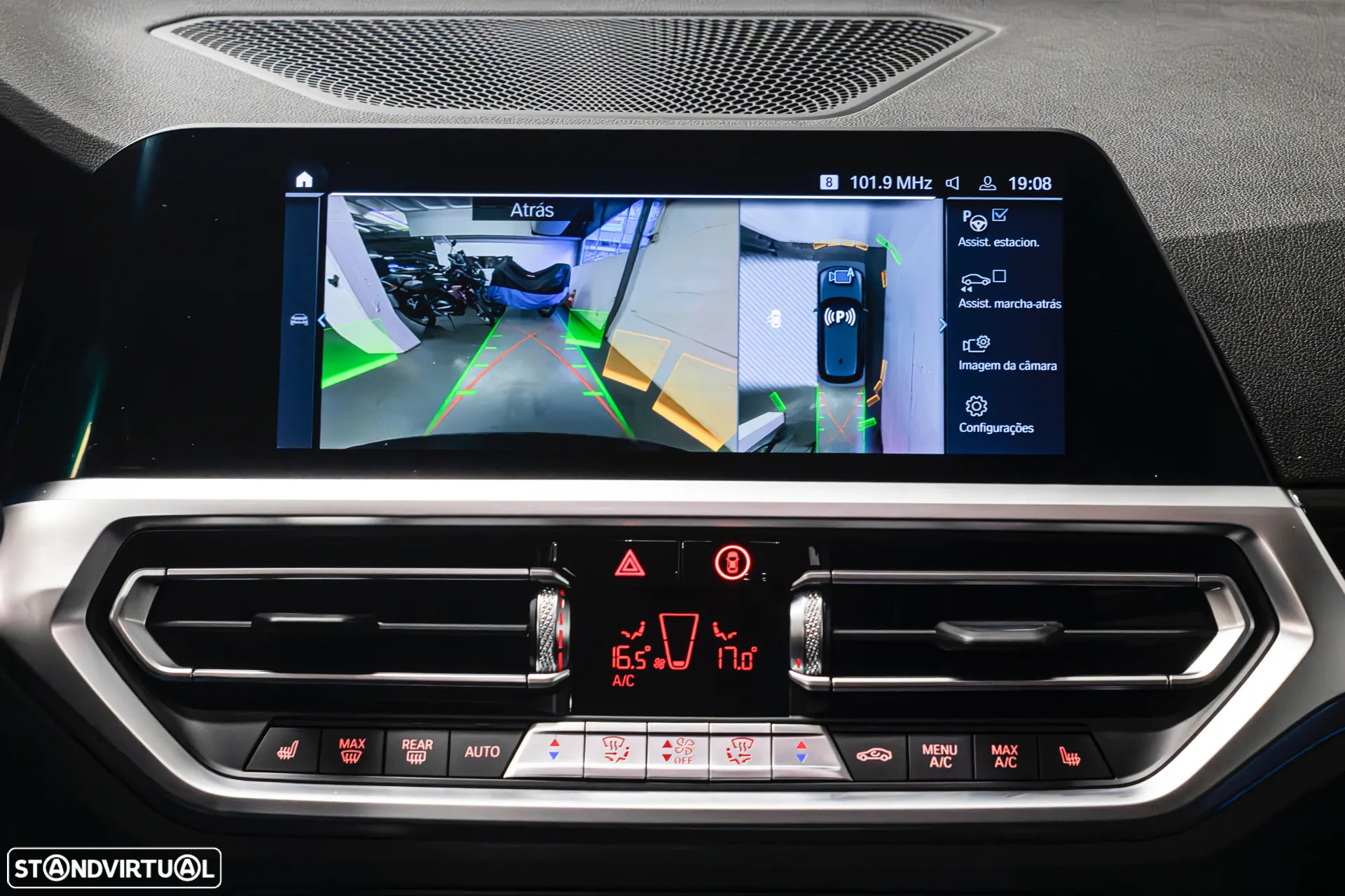 BMW 330 e Touring Pack M Auto - 26