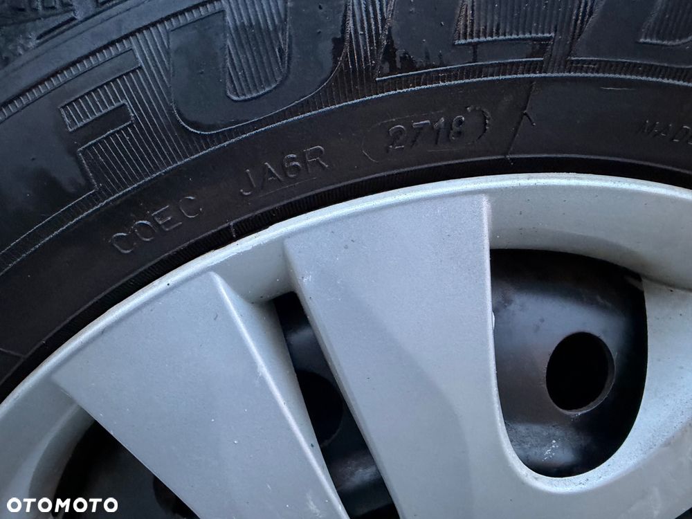 Nissan Pixo 1.0 acenta - 32