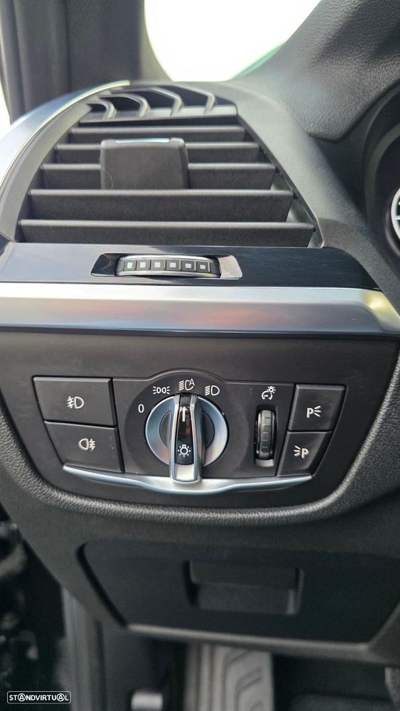 BMW X3 18 d sDrive Auto - 13