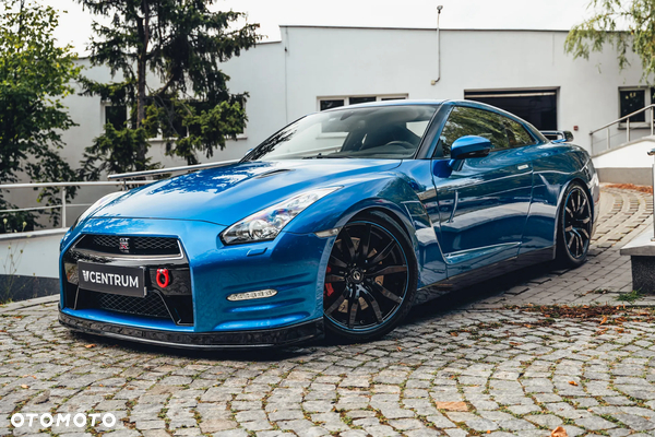 Nissan GT-R Black Edition
