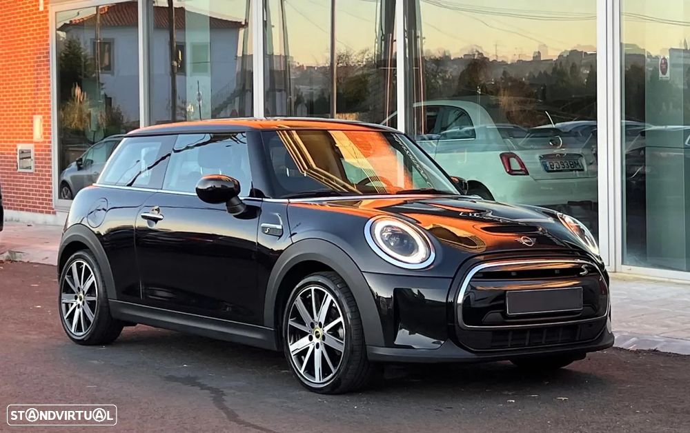 MINI 3 Portas Cooper SE Classic - 3