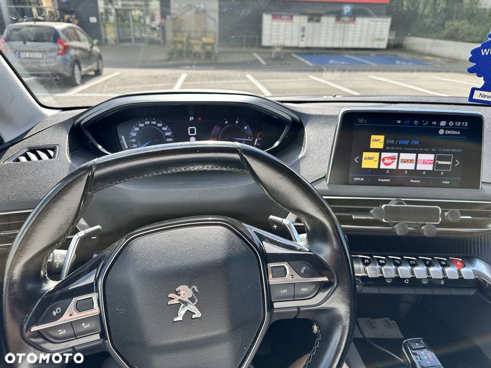 Peugeot 5008 - 9