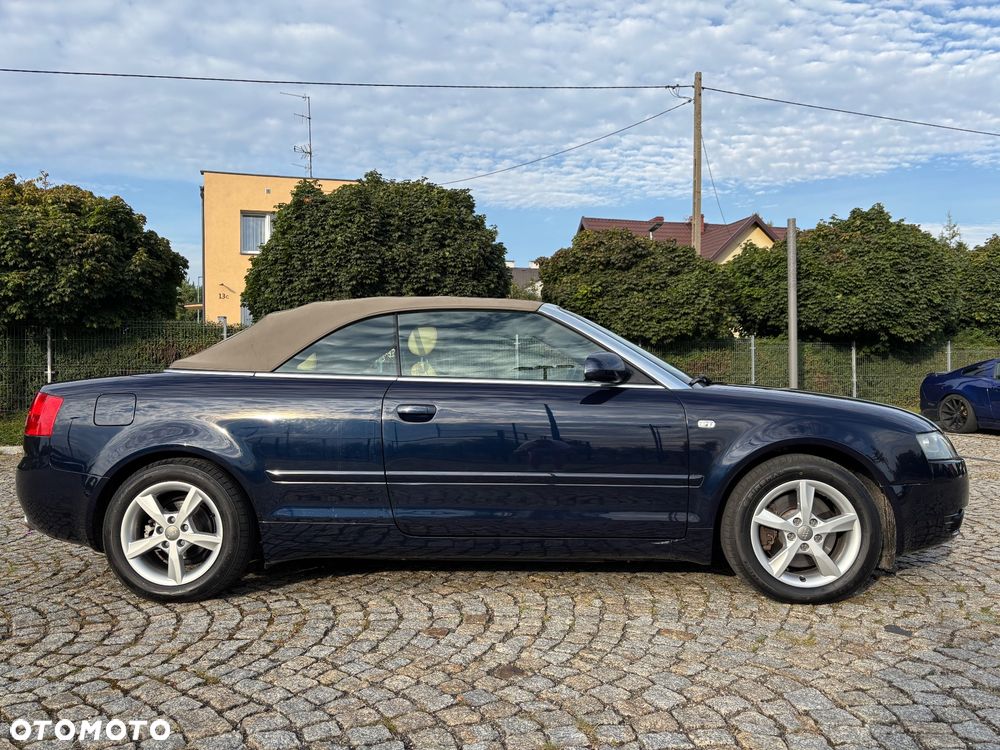 Audi A4 Cabrio 3.0 Multitronic - 11