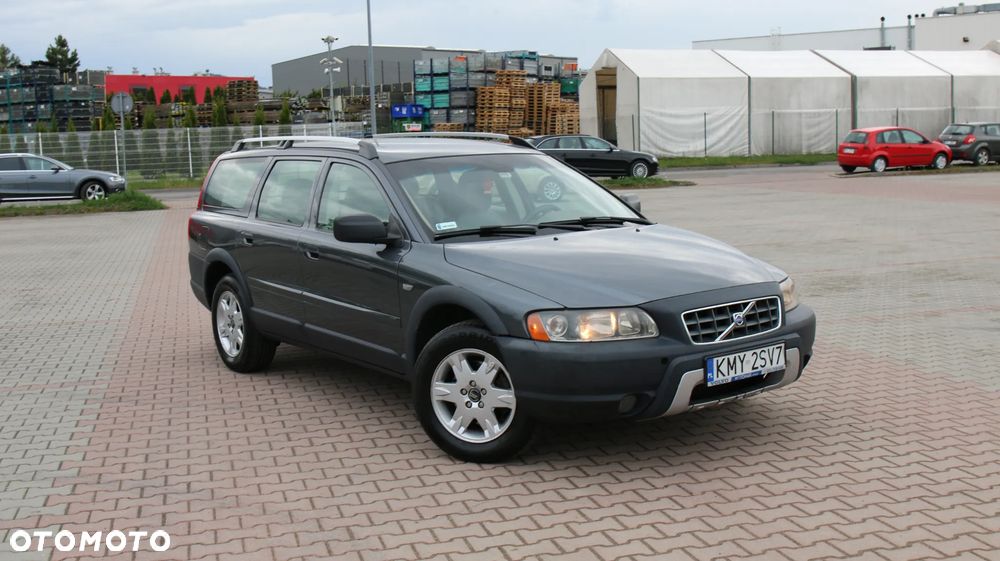 Volvo XC 70 D5 AWD Automatik Comfort - 1