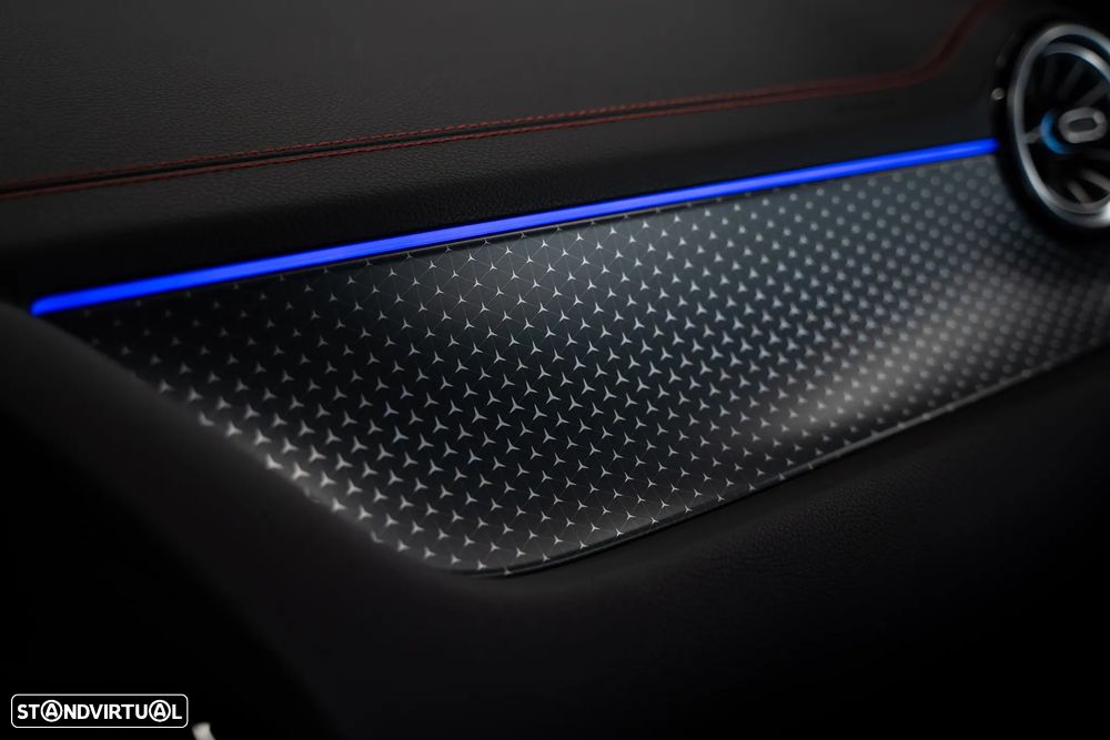 Mercedes-Benz EQA 300 4Matic AMG Line - 43