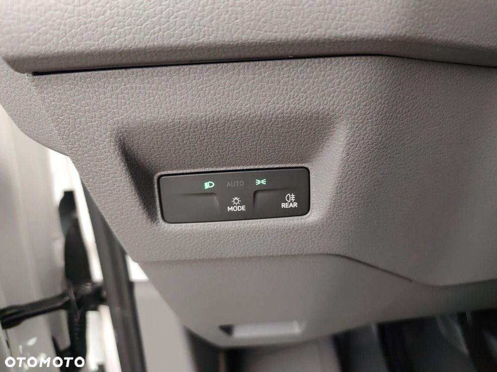 Volkswagen Crafter 35 furgon 140km 4490 - 21