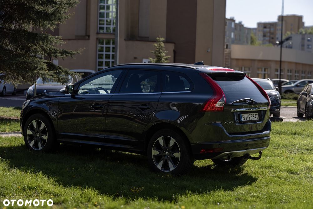 Volvo XC 60 D3 Momentum - 3