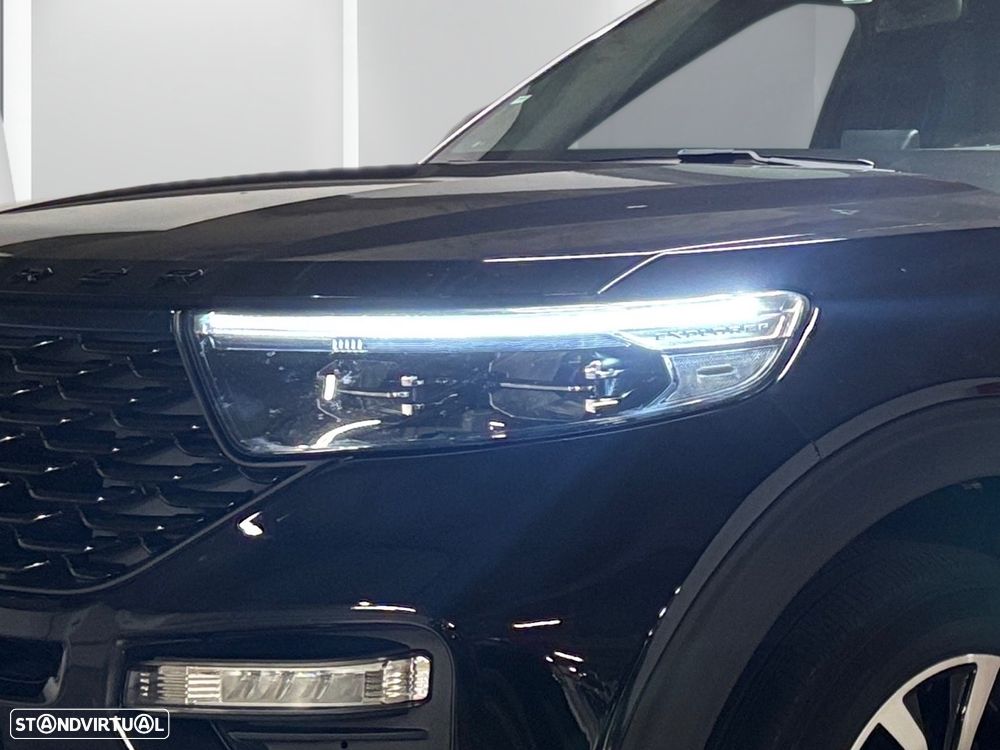 Ford Explorer - 16