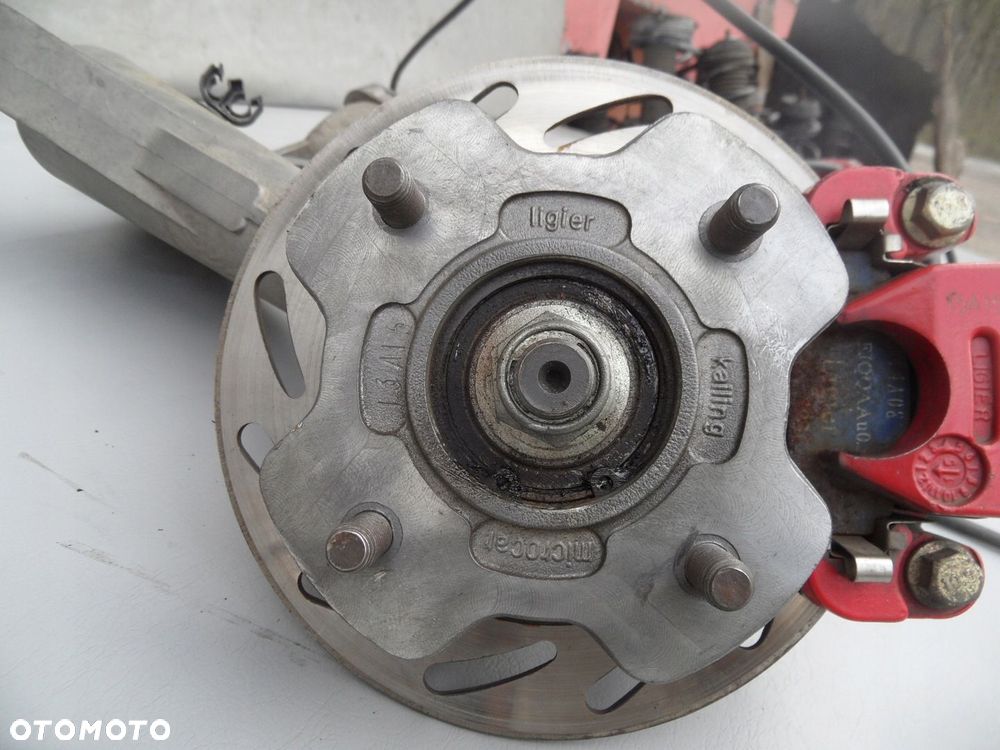 WAHACZ LEWY TYŁ PIASTA ZWROTNICA TYLNA LIGIER MICROCAR 2015 - 3