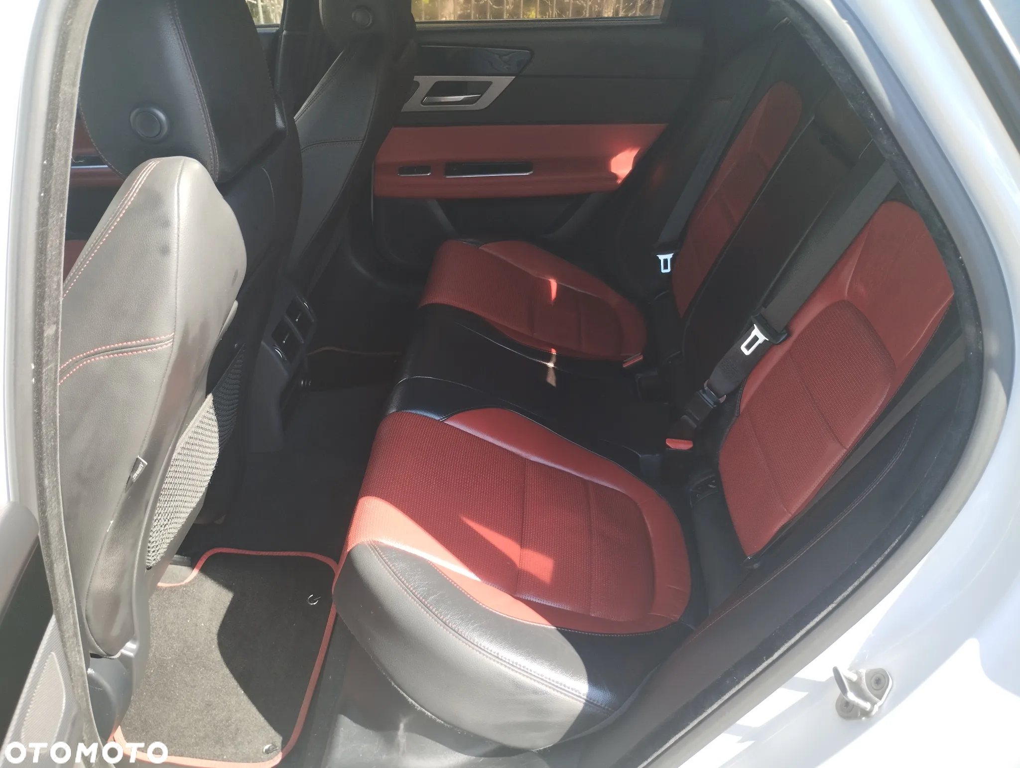 Jaguar XF 3.0 V6 AWD S - 10