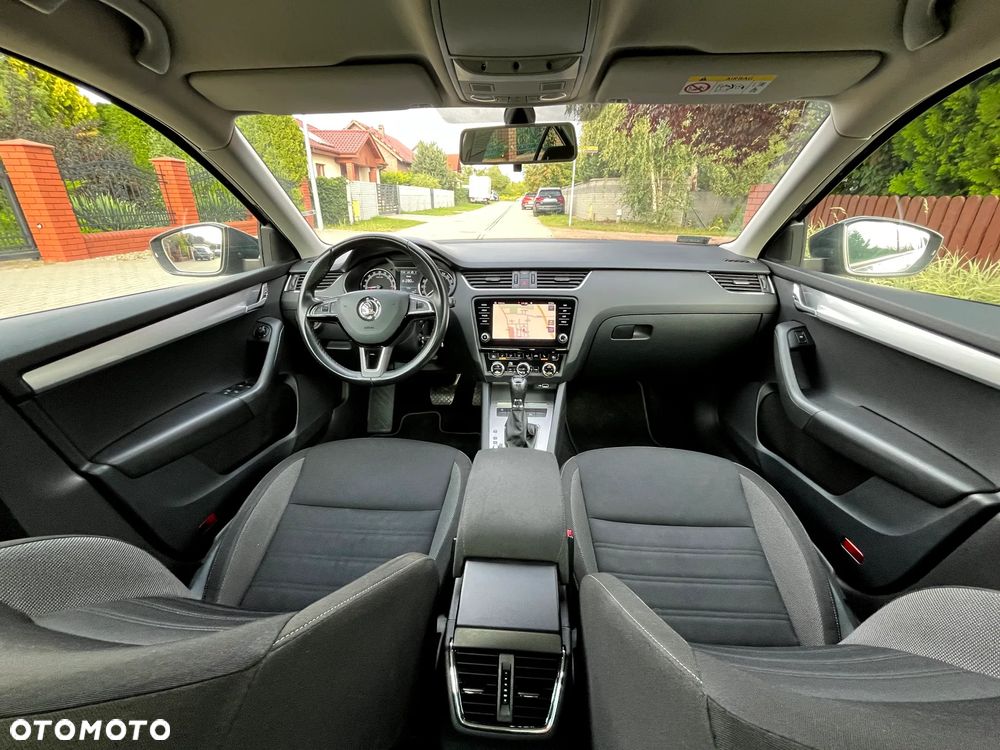 Skoda Octavia 2.0 TDI SCR Ambition DSG - 17