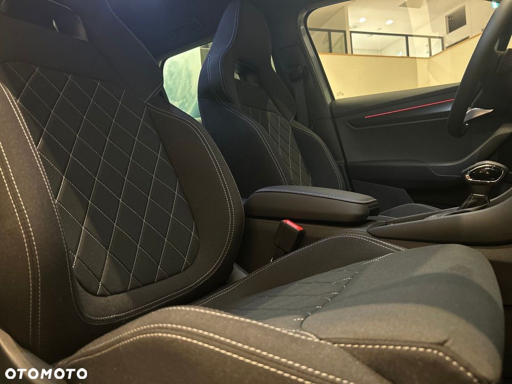 Skoda Karoq 1.5 TSI ACT Sportline DSG - 39