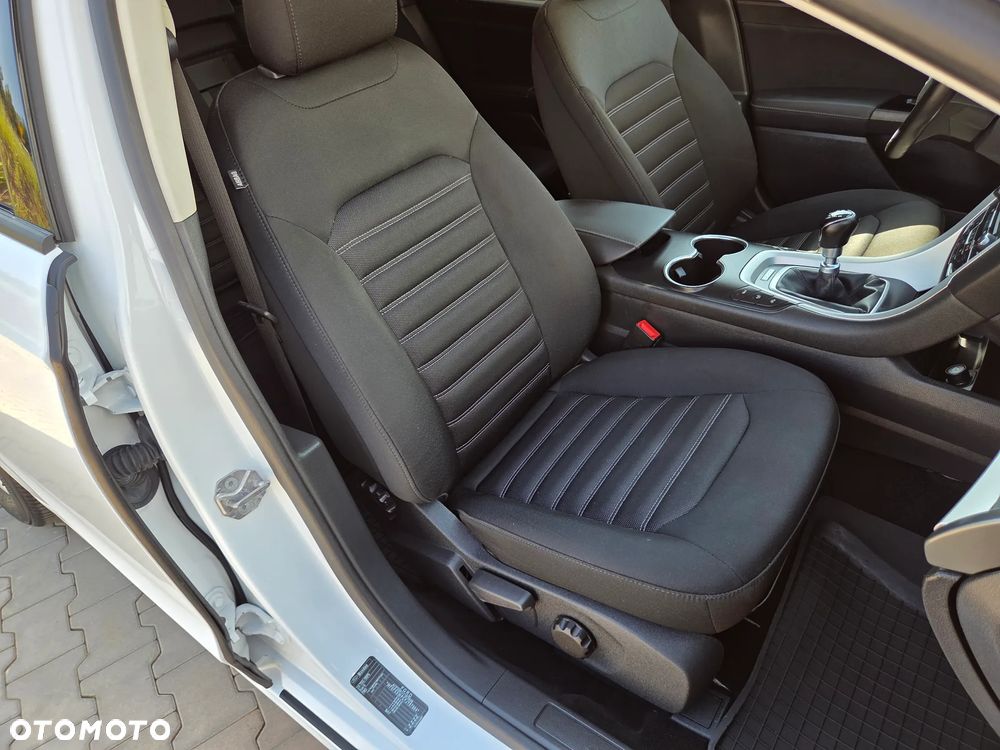 Ford Mondeo 2.0 TDCi Start-Stopp Business Edition - 33
