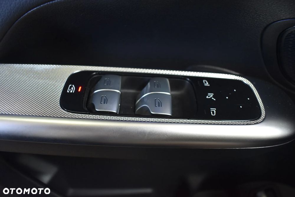 Mercedes-Benz GLC 300 de 4-Matic Avantgarde - 23