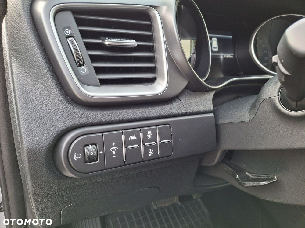 Kia Ceed 1.5 T-GDI M DCT - 15