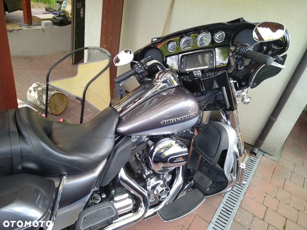 Harley-Davidson FLHTCU Ultra - 16