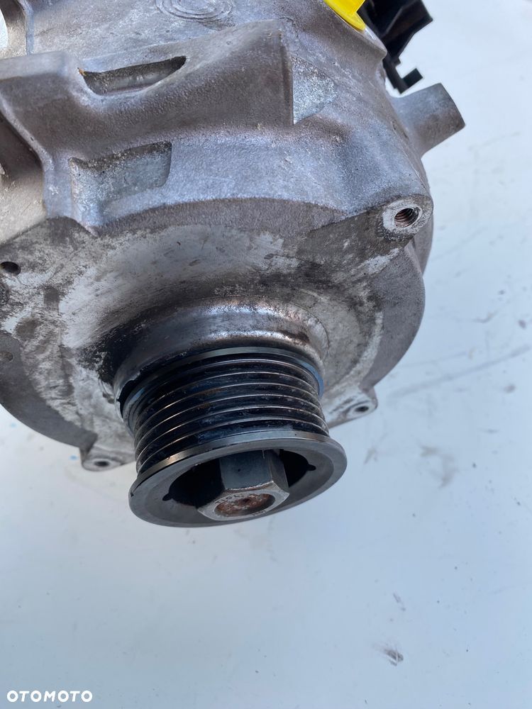 ALTERNATOR ROZRUSZNIK AUDI  4N1903028B - 3