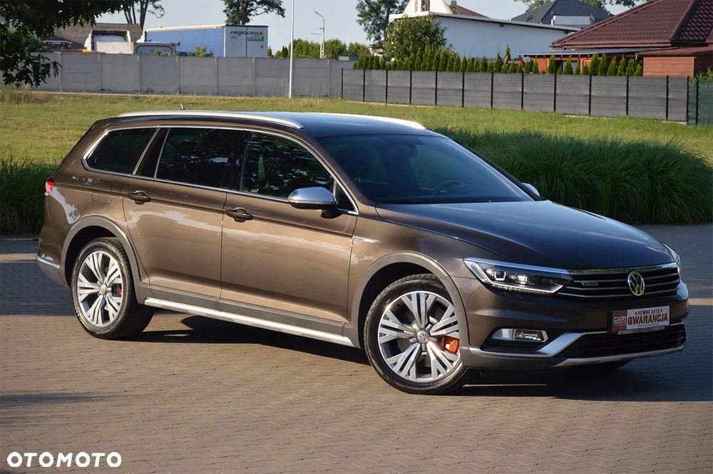 Volkswagen Passat Alltrack 2.0 TDI SCR 4Motion DSG (BMT) - 24