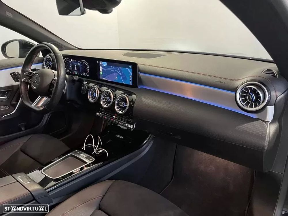 Mercedes-Benz CLA 250 e AMG Line — fotografia 15