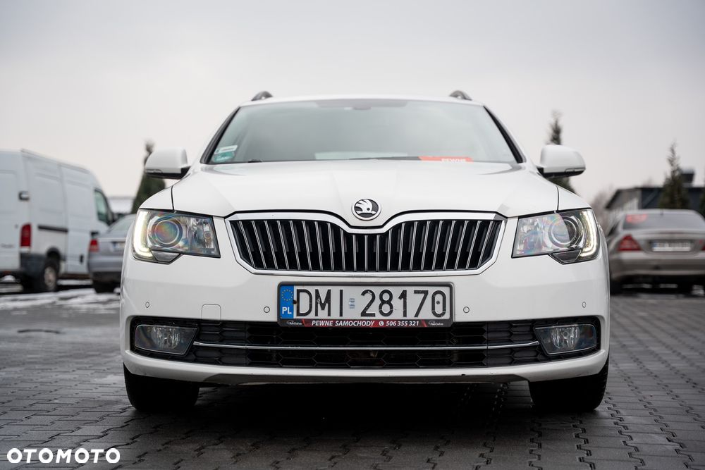 Skoda Superb 2.0 TDI DSG Active - 18