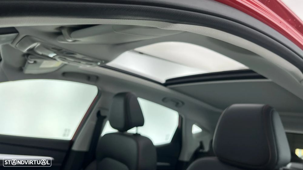 MG ZS EV 72.6 kWh Luxury - 16