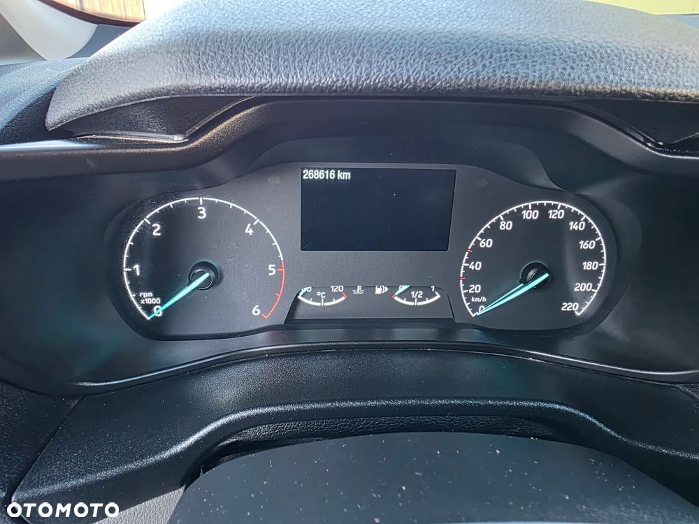 Ford Transit Connect - 14