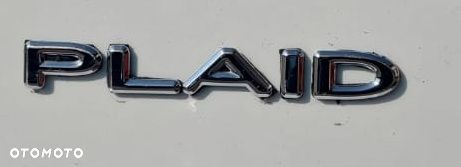 Tesla Model S - 17