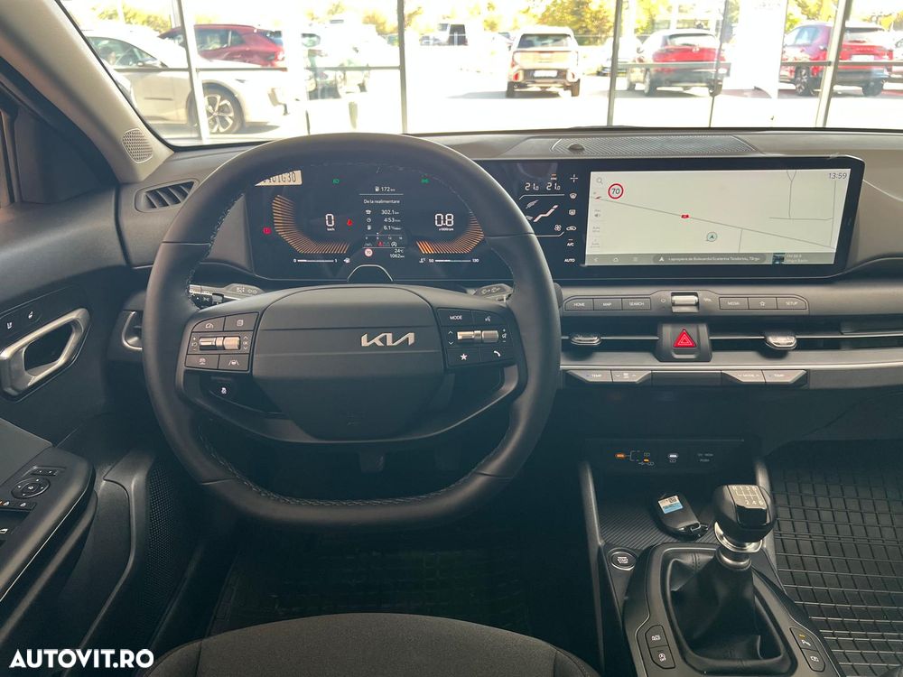 Kia K4 - 17