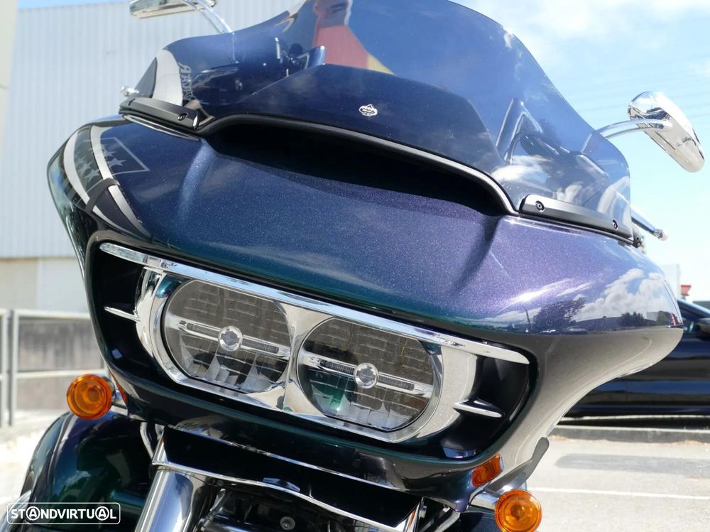 Harley-Davidson FL - 13