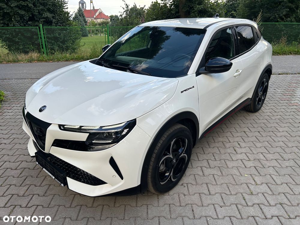 Alfa Romeo Junior 1.2 mHEV Sport Speciale eDCT - 4
