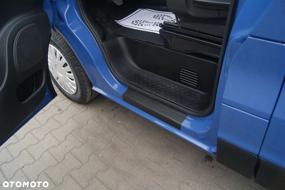 Opel Vivaro-B - 24